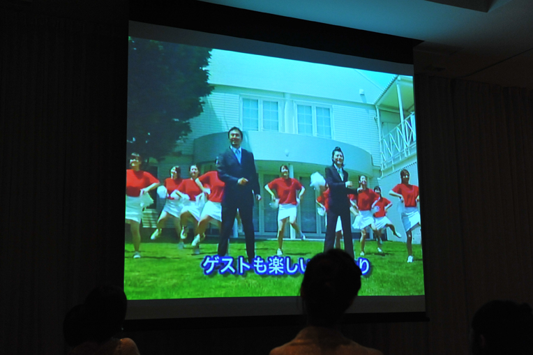 仕込みだらけのSHOWが幕を開ける_f0044846_23573572.jpg