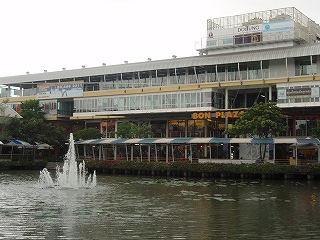 b0086476_1391884.jpg