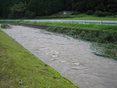 台風9号_c0105152_19475687.jpg