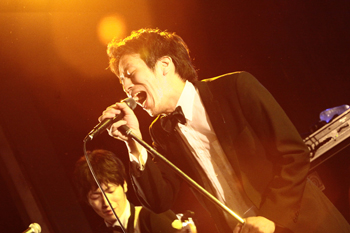 『CABANON \'09』@CABANON\'09 DIAMOND CIRCUS〜鎌倉市由比ガ浜海岸〜_b0096775_1114233.jpg