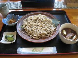 手打ち蕎麦処 ぼちぼち_a0129492_8301144.jpg