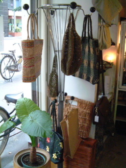 店_b0178425_16393782.jpg