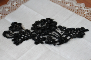 ビーズ刺繍のバスケット_e0154202_1127372.jpg