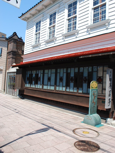 函館末広町の茶房・旧茶屋亭(函館擬洋館コレクション、その12)_f0142606_232543100.jpg