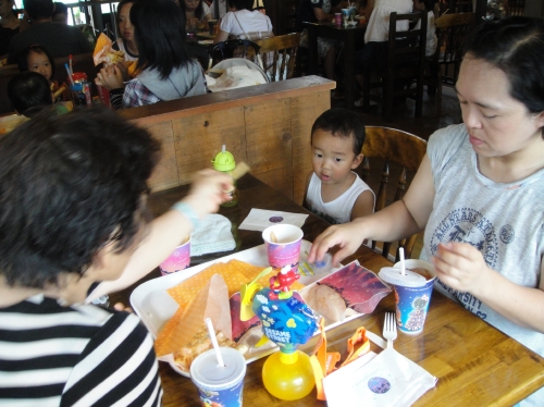 c0108460_1395345.jpg
