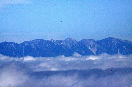 仙境都市二日目の朝_a0107574_7483122.jpg