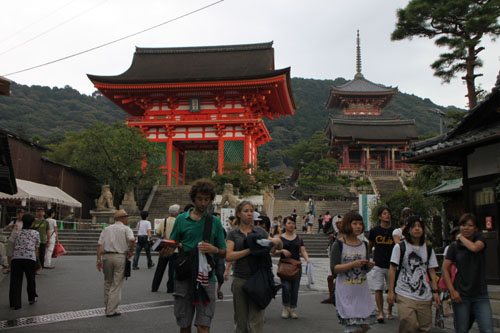 清水寺 千日詣り_e0048413_20512671.jpg