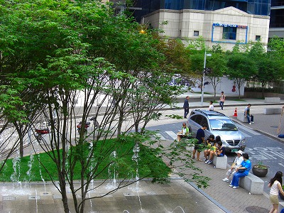 e0144729_1211546.jpg