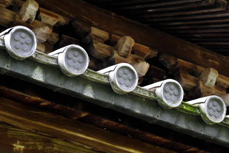 高岡山瑞龍寺　その２（山門から仏殿へ）_b0046431_1950274.jpg