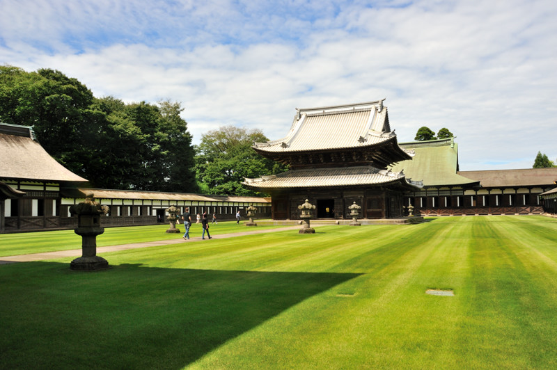 高岡山瑞龍寺　その２（山門から仏殿へ）_b0046431_2003593.jpg