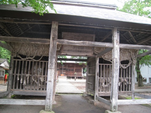 勝常寺_a0087378_5375399.jpg