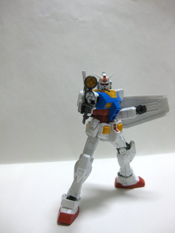 今日の玩具　（HG 1/144 RX-78-2 GUNDAM Ver.G30th）その３_b0068615_2533173.jpg