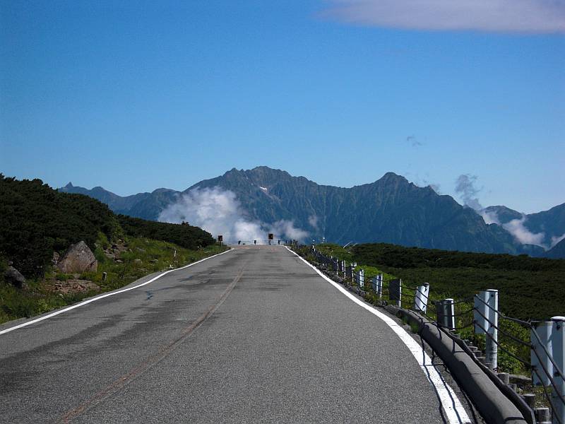 090814　乗鞍高原から平湯峠往復　（ロード練習・単独）_d0036883_1133260.jpg