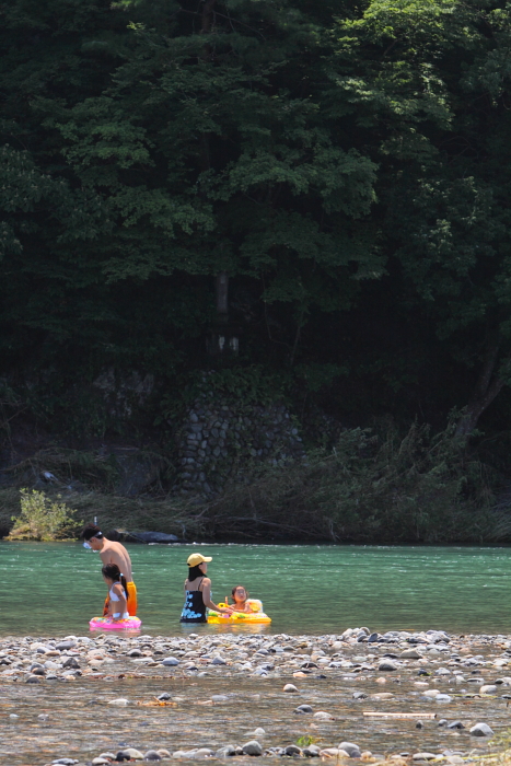 涼～那珂川　栃木県那須烏山市_e0143883_1184264.jpg