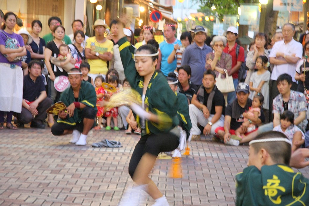 2009.08.16　阿波踊り③　　　（街角にて）　　　　_f0140087_233224.jpg