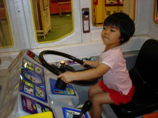 マコは元気です!七変化マコちゃん!_e0166301_1522538.jpg