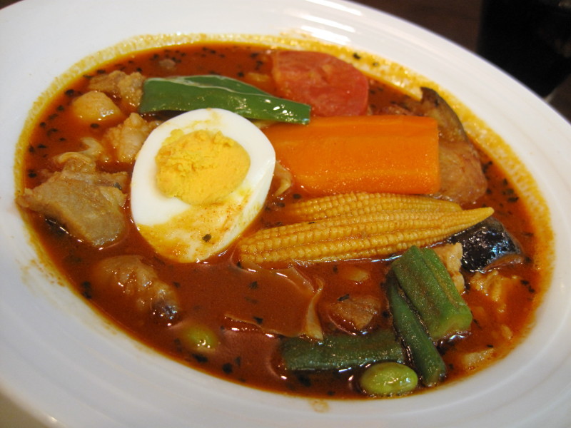 14種類の野菜ともち豚のスープカレー 【横浜　Soup Curry 心(スープカレーこころ)】_b0153224_21424730.jpg