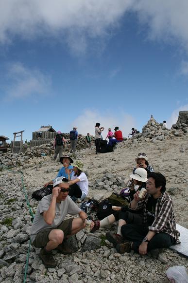 【山岳部】活動報告その５（ようやく登山）_c0078829_1247312.jpg