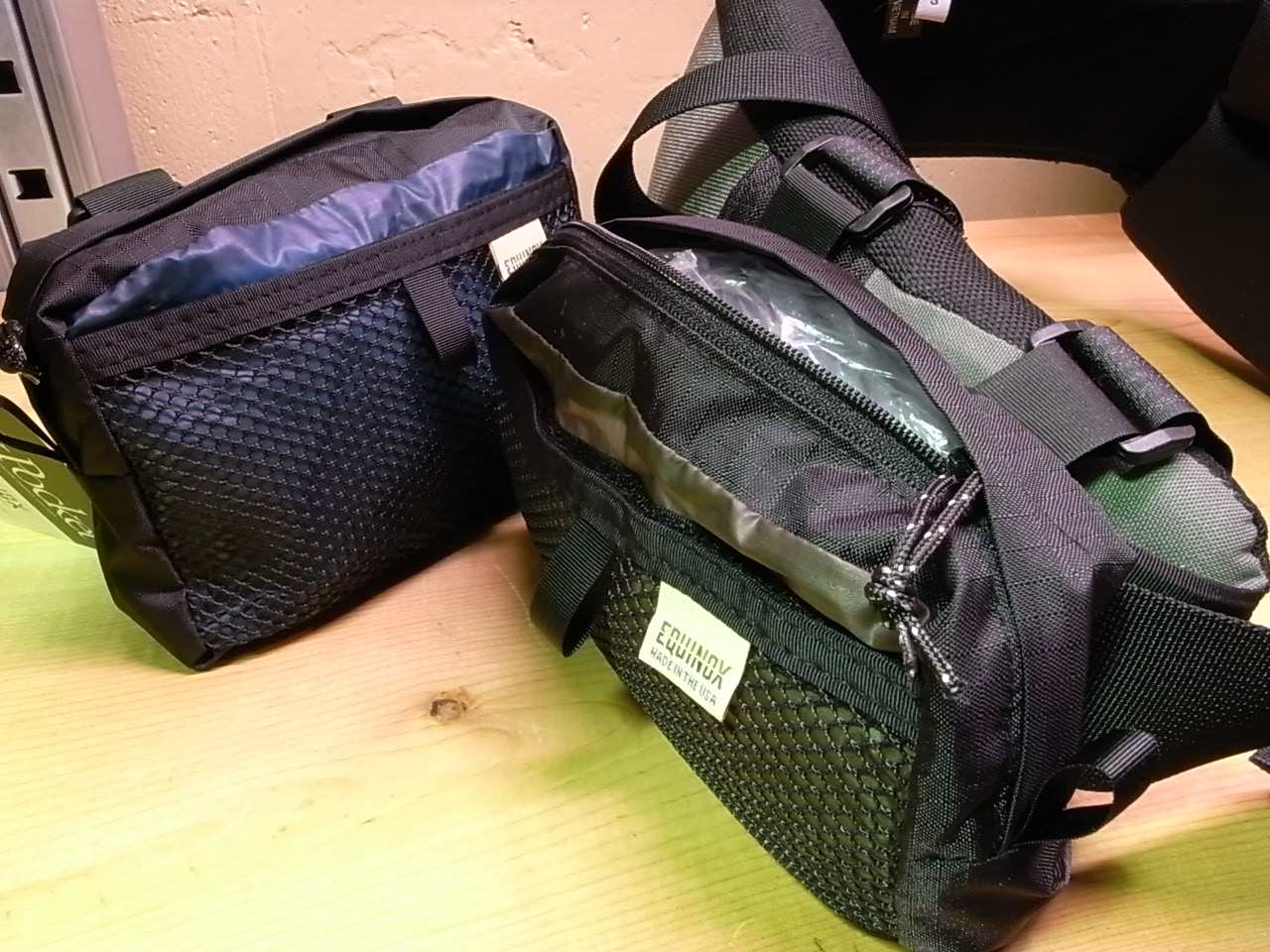 EQUINOX ULTRALITE Pack Pocket Large_f0159943_19175725.jpg