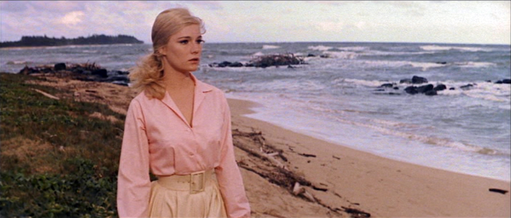 イヴェット・ミミュー（Yvette Mimieux）「ダイヤモンド・ヘッド」（1962）・・・③_e0042361_2310334.jpg