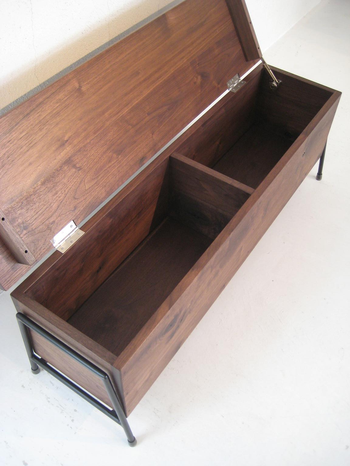 TB BENCH_c0146581_1462335.jpg