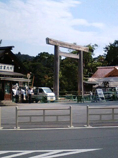 d0048332_23101578.gif