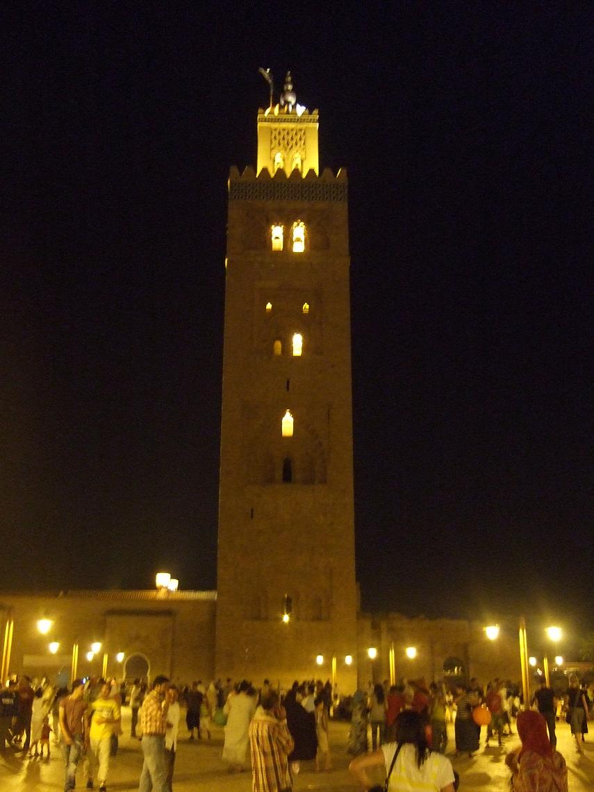 Djemaa el-Fna at Marrakesh - Morocco - Aug 22, 2009 -_e0185665_13121368.jpg