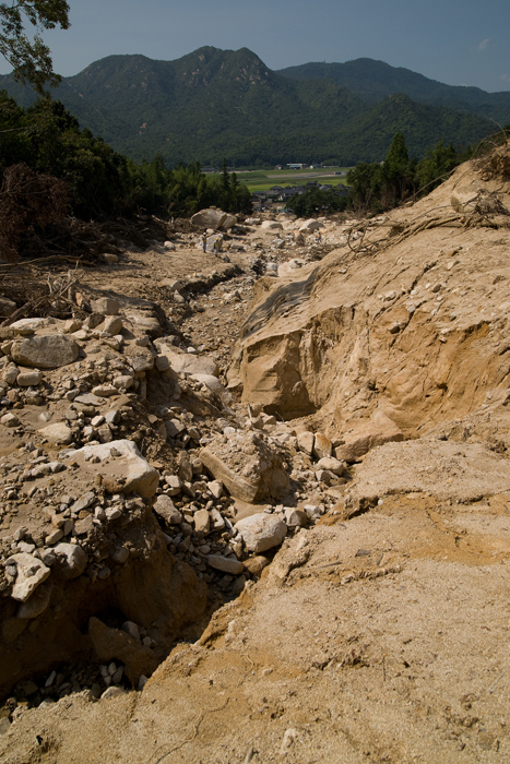 土砂災害地 山口県防府 福岡県篠栗町その後_a0096313_20201817.jpg