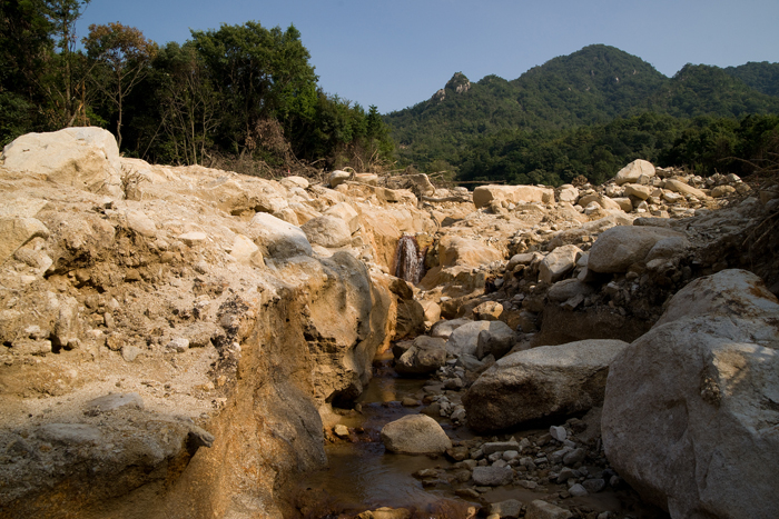 土砂災害地 山口県防府 福岡県篠栗町その後_a0096313_20202817.jpg