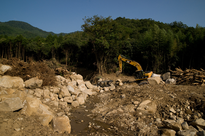 土砂災害地 山口県防府 福岡県篠栗町その後_a0096313_20211114.jpg