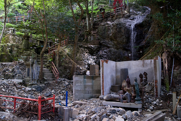 土砂災害地 山口県防府 福岡県篠栗町その後_a0096313_2032142.jpg