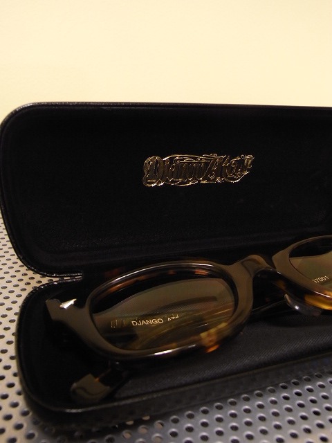 sunglass <holmes>_f0049745_1427515.jpg