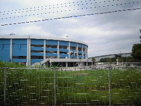 幕張にやってきた。_e0033570_21563155.jpg