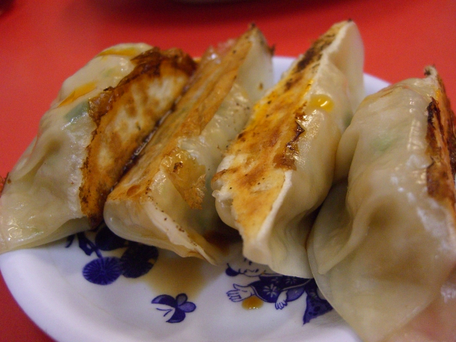 店じまいの中華飯店で食事_f0201488_14575190.jpg
