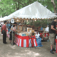 京都要庵歳時記「下鴨神社納涼古本まつり」（3）_d0033734_1532456.gif