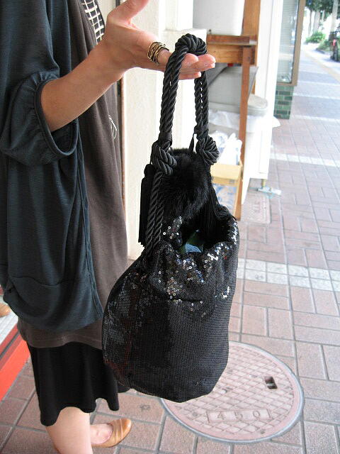 ＣＡＳＳＥＬＩＮＩ　（ キャセリーニ ）  スパングルＢＡＧ　ＢＬＡＣＫ　_a0089359_1452892.jpg