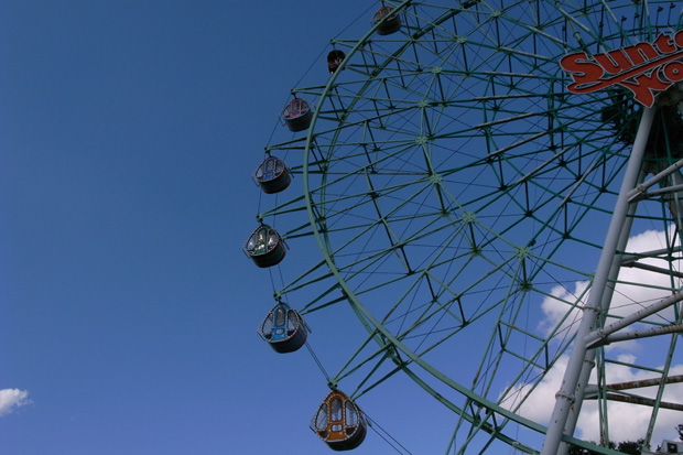 a Ferris wheel_e0174281_6184417.jpg