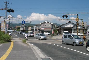 灰雨? 残暑厳しくも朝やや涼しくなったような…_e0130185_16131467.jpg