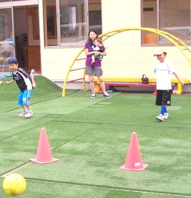 ＡＦＡキッズスクール☆ダイジェスト！_e0127003_3181572.jpg