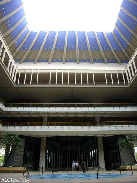 ハワイ州庁舎/Hawaii State Capitol_e0163721_8313255.jpg