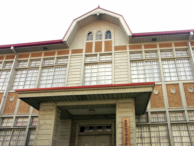 旧仁堀尋常小学校本館_f0116479_211534.jpg