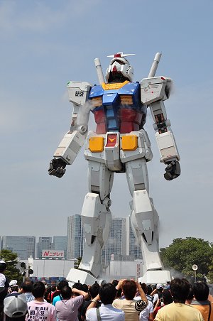 ガンダム大地に立つ。_f0067528_0575851.jpg