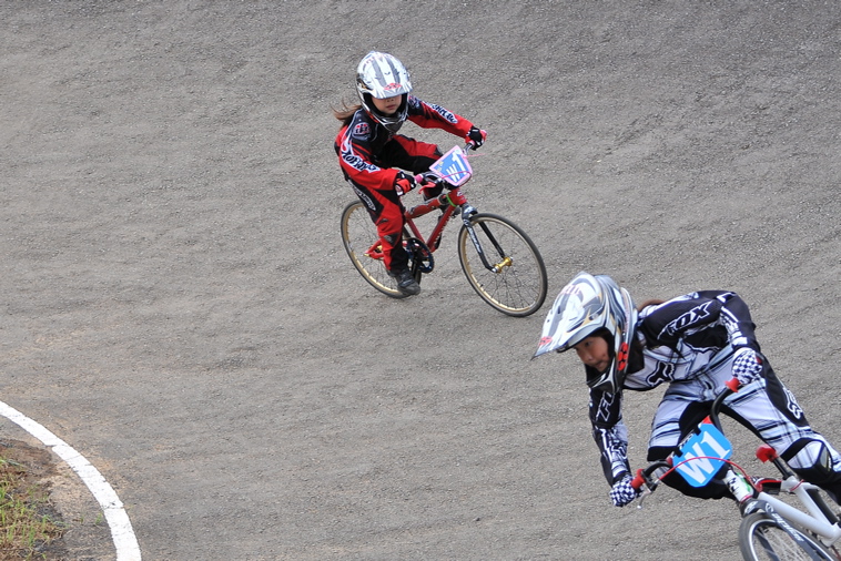 2009JBMXFジャパンシリーズ第３戦ひたち大会VOL7：ガールズクラス決勝_b0065730_0283771.jpg