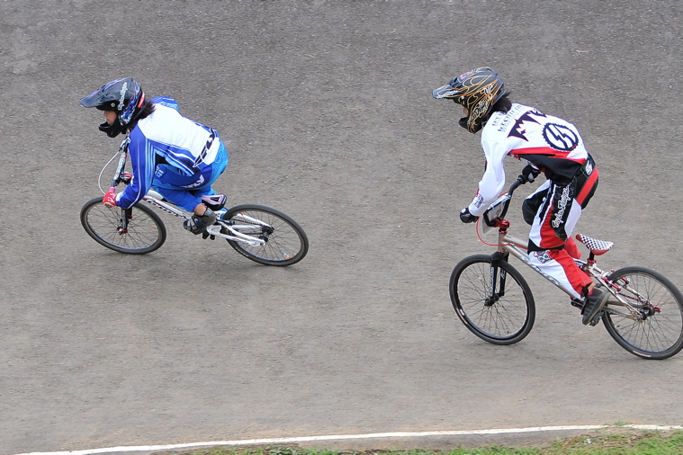 2009JBMXFジャパンシリーズ第３戦ひたち大会VOL7：ガールズクラス決勝_b0065730_136972.jpg