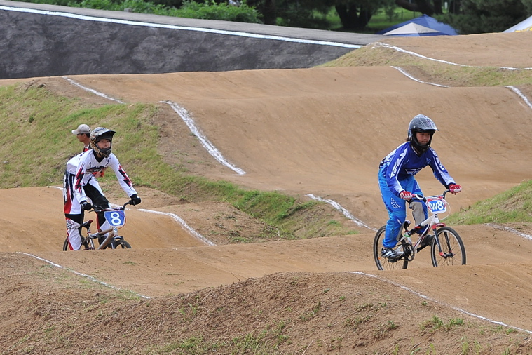 2009JBMXFジャパンシリーズ第３戦ひたち大会VOL7：ガールズクラス決勝_b0065730_141396.jpg