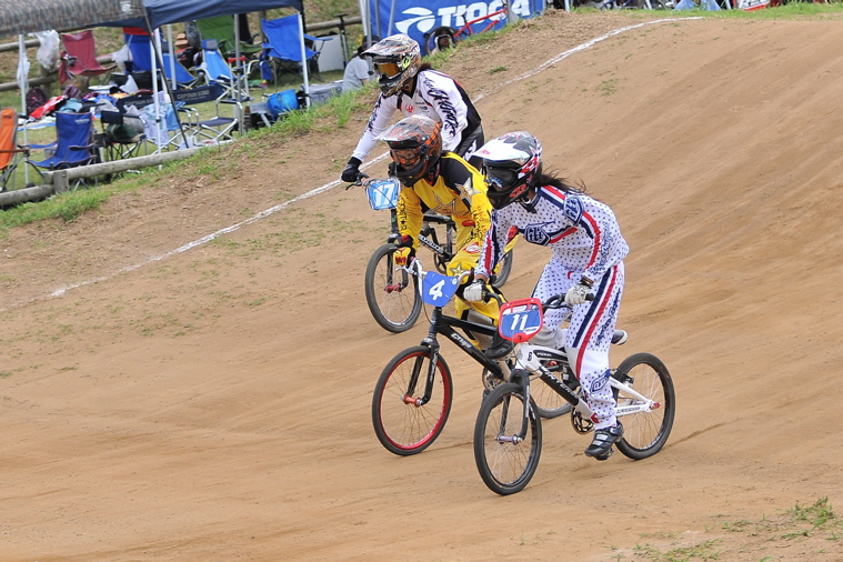 2009JBMXFジャパンシリーズ第３戦ひたち大会VOL7：ガールズクラス決勝_b0065730_1503065.jpg