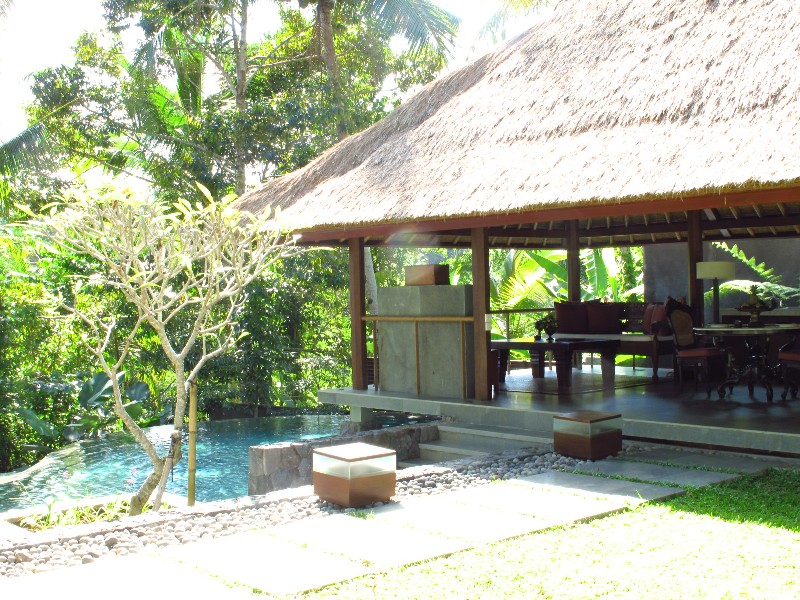 憧れの地♪～KAYU MANIS UBUD Private Villa & Spa（カユマニス・スィート見学＆ランチ編）_e0142189_21564911.jpg