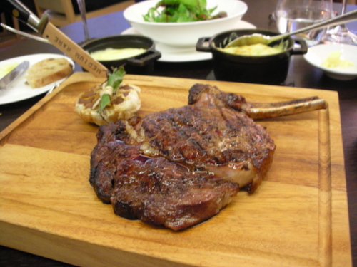 ちょっとお買い物　そして、MAZE GRILL♪_e0176457_435983.jpg