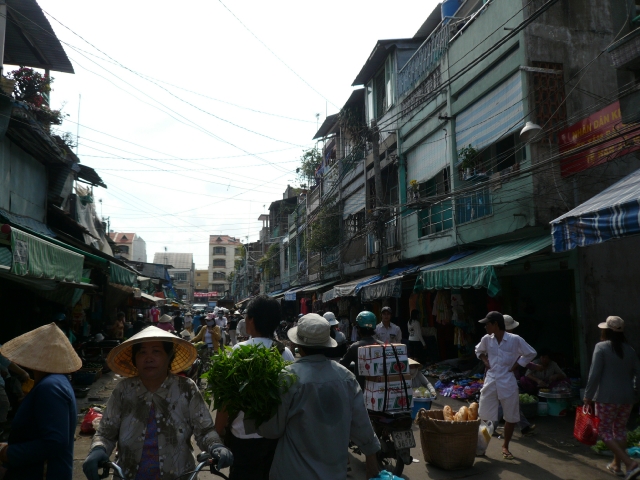 ベトナム旅行記　3日目　チョロン散策_f0097683_22152912.jpg