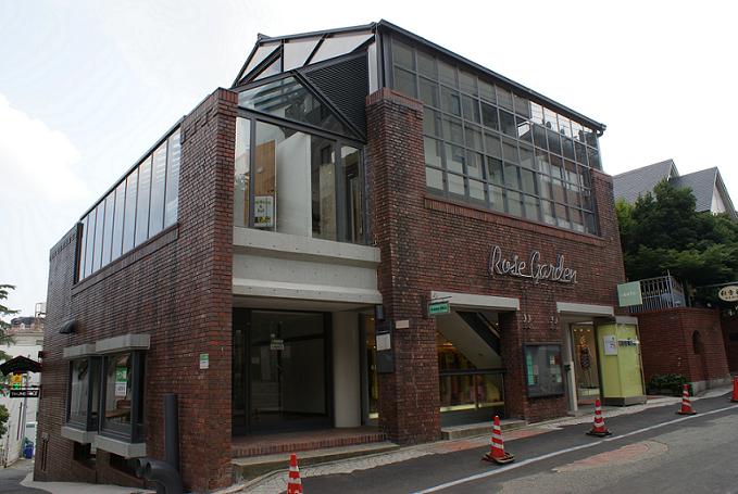 北野・山本通の安藤忠雄建築_b0063958_22532134.jpg
